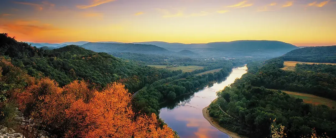 Where to Vacation in West Virginia? Here’s Why Berkeley Springs Cottage Rentals is Your Best Bet